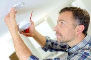 Electrician Install Your Smoke Detector